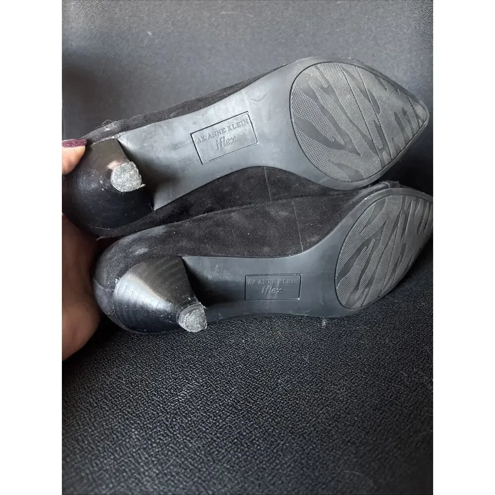 Anne Klein Women’s Black Suede Tassel I Flex Munza Kitten Heels Size 7M